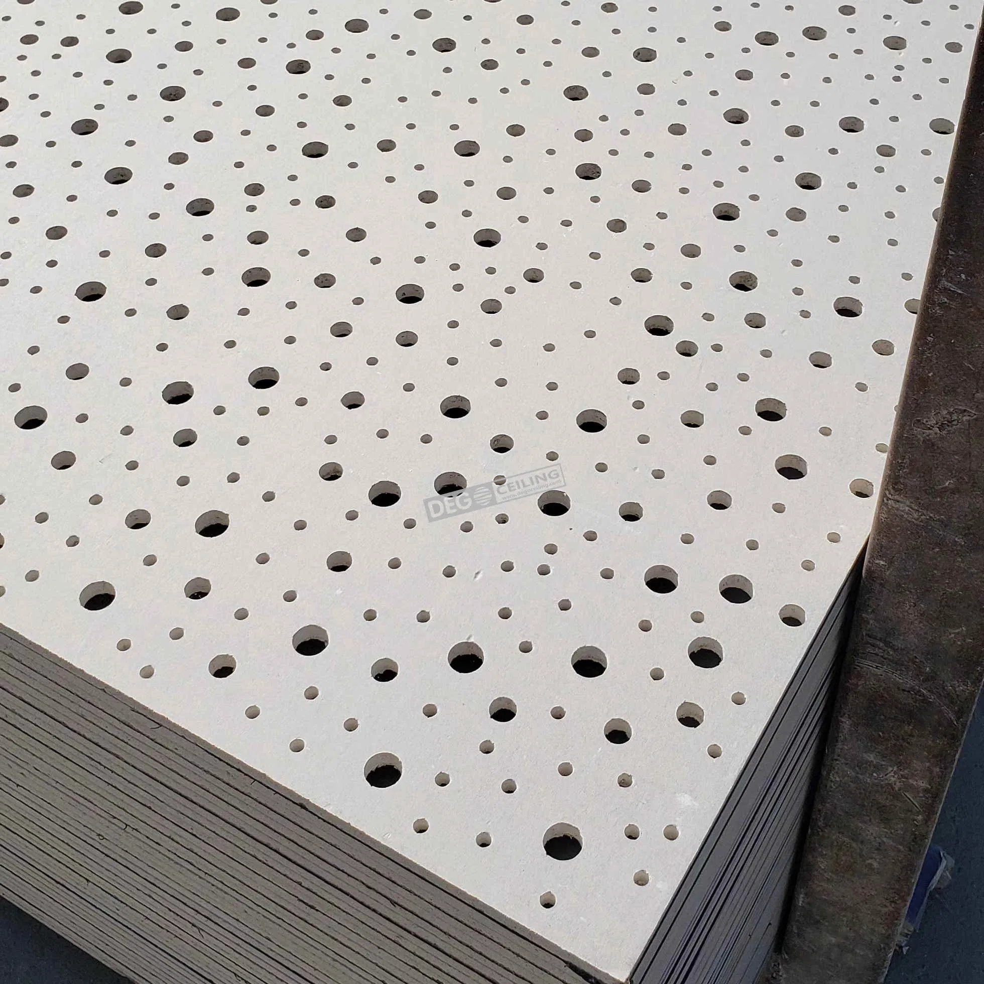 Seamless Acoustic Gypsum Ceiling Perforated Plasterboard 1200X2400mm