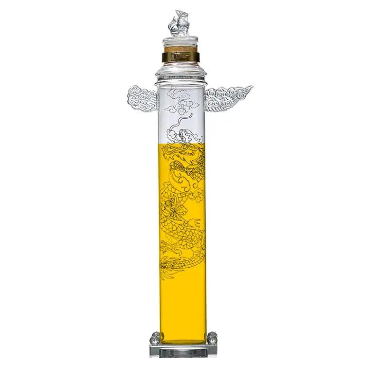 Hot Sale Chinese Pillar Dragon Shape Thickened Sealed Transparent Wine Bottle