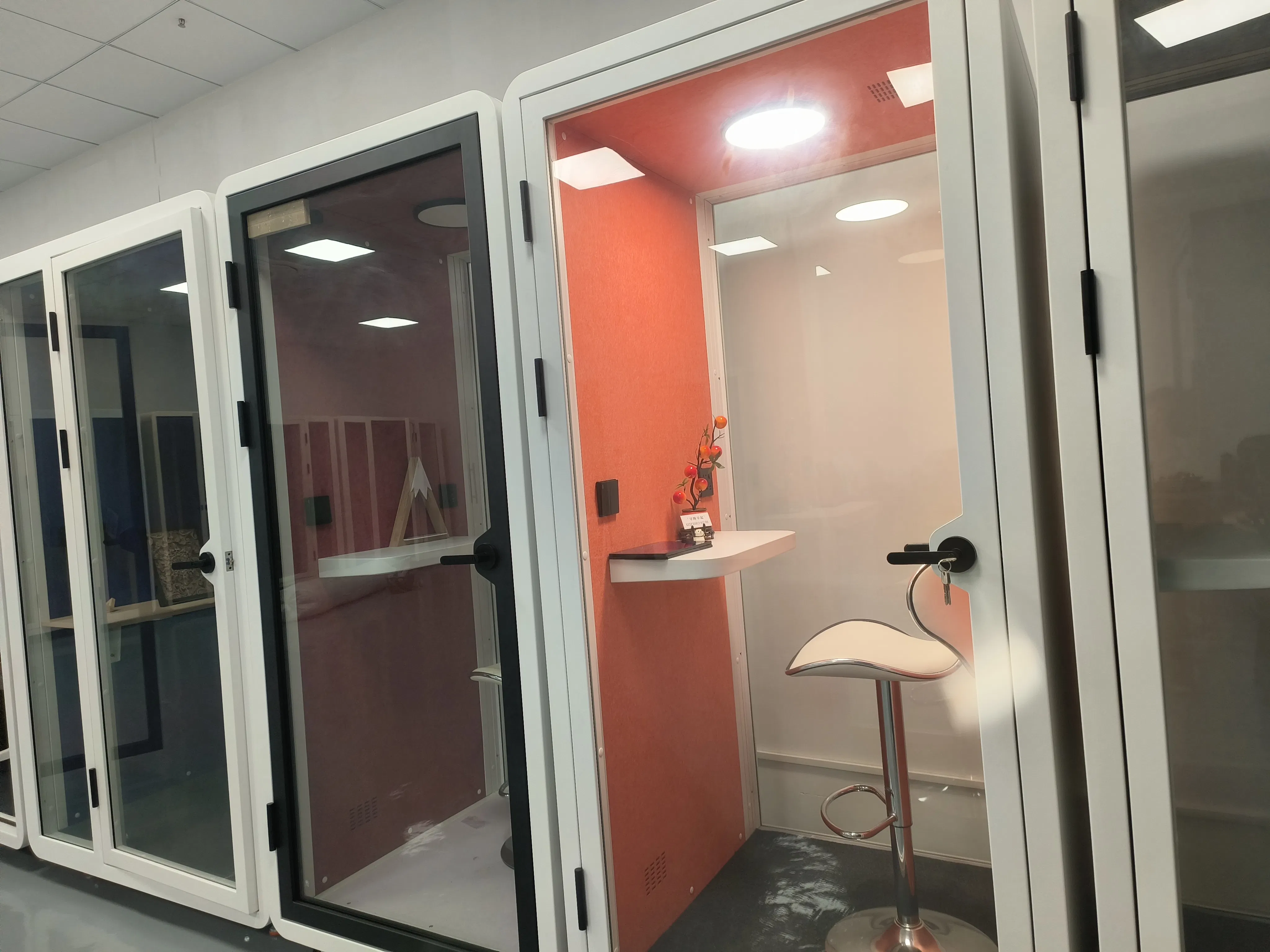 Convertible Acoustic Booth for Ultimate Sound Isolation Experience