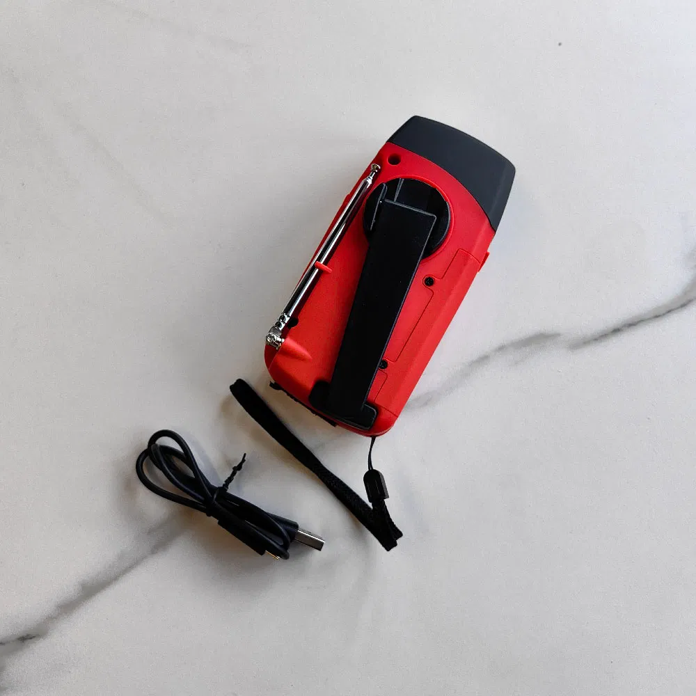 Портативный фонарь-радио с солнечной панелью и Power Bank