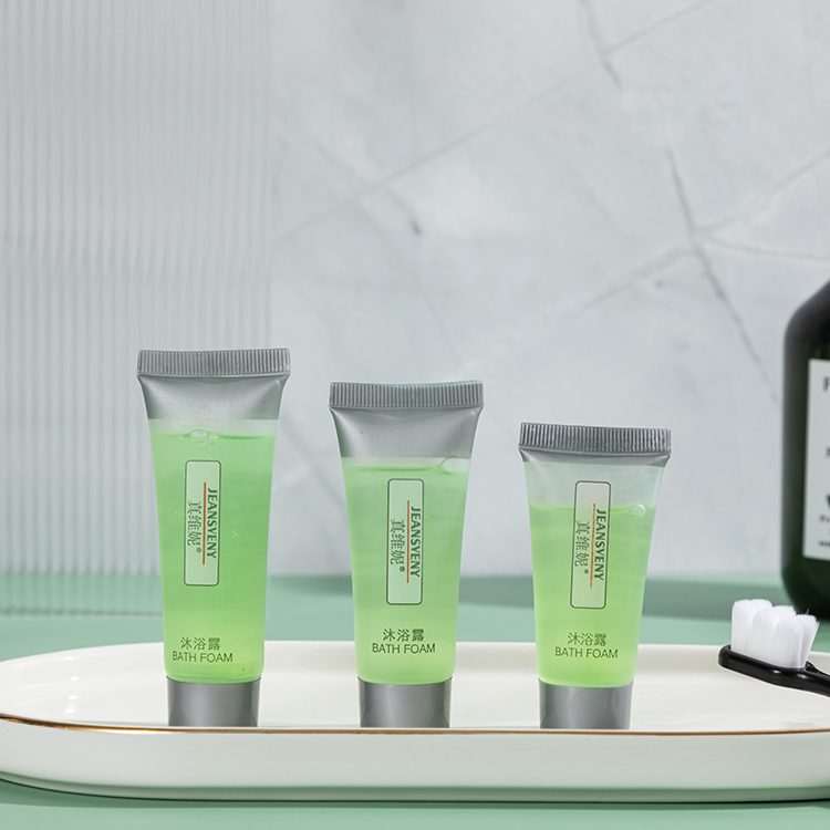 OEM/ODM Hotel Amenities Kit - Eco-Friendly Shower Gel, Hair Shampoo, Soap Bar for Ury Resorts