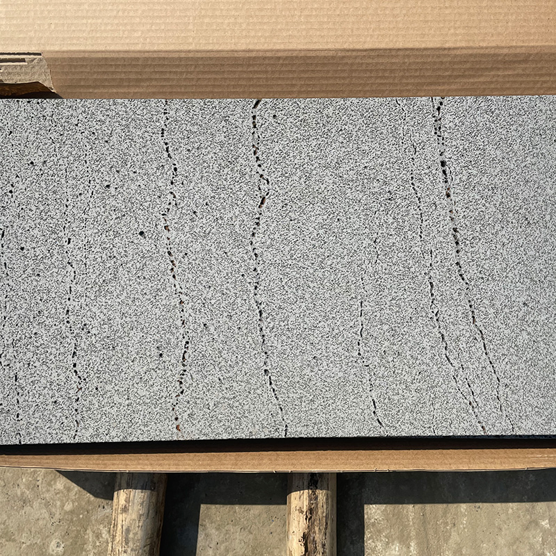 Australian or New Zealand Market Rough Honed Hainan Black Basalt Bluestone Tiles Paver with Ant Marching for Swimming Pool Coping/Paver/Paving