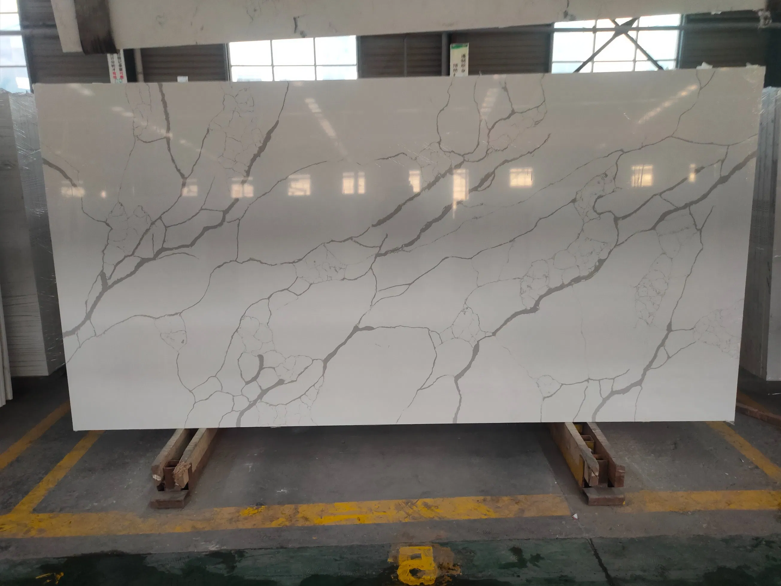 Hot Sale Calacatta Quartz Stone Artificial Quartz Slabs