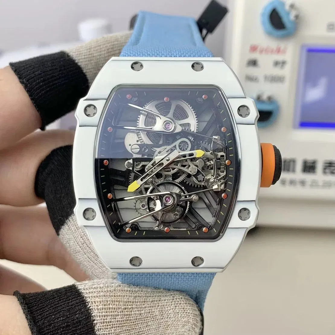 Luxury Carbon Hollow Mechanical Men's Watch with Ultra-Thin Design