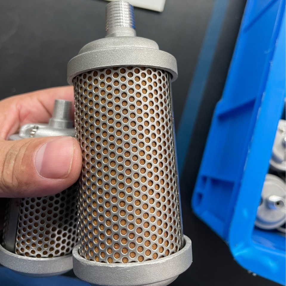 Глушитель-фильтр для пневмоинструмента