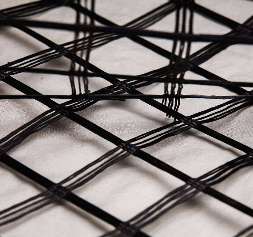 Anti-Slip Polypropylene Biaxial Geogrid Reinforcement Geogrid for Steep Slop