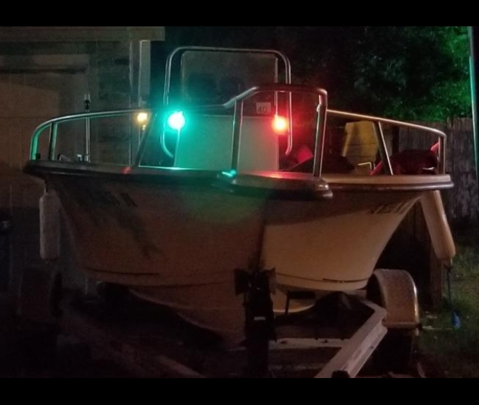 Автоматическая кормушка для креветок и рыб с сигнальными огнями 12V