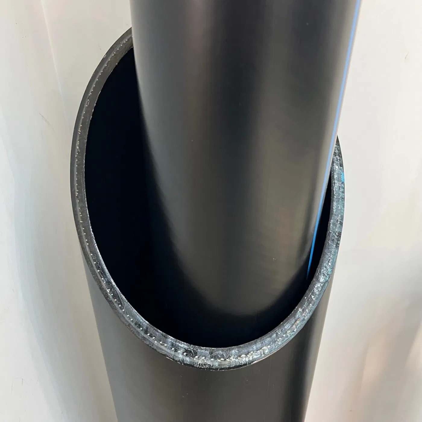 Полиэтиленовая композитная труба DFPS для гидротранспорта