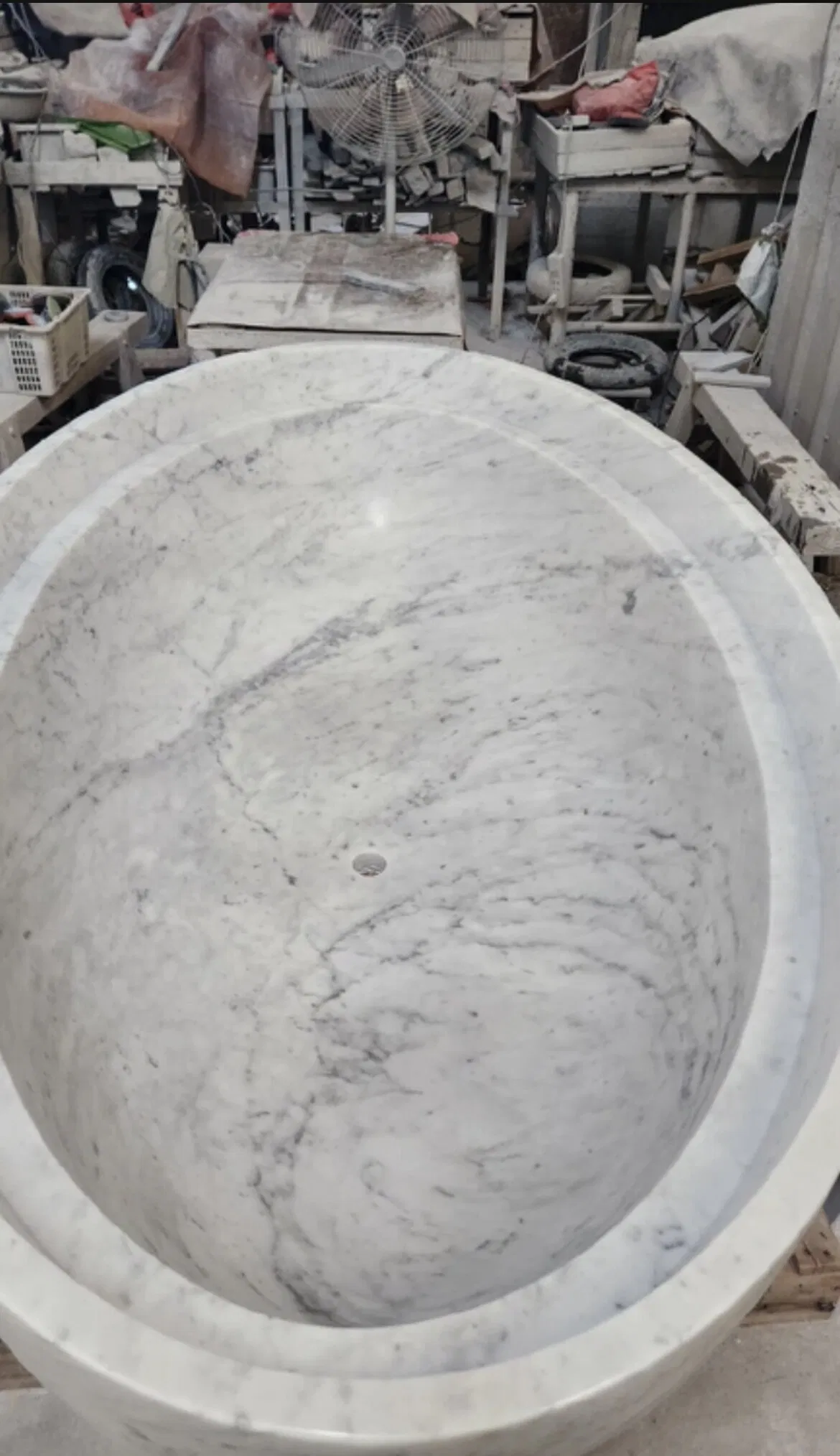 Customized Natural Stone elliptical Bianco Carrara white marble bathtub for Home/Hotel/House/Resorts/villas Bathroom decoration