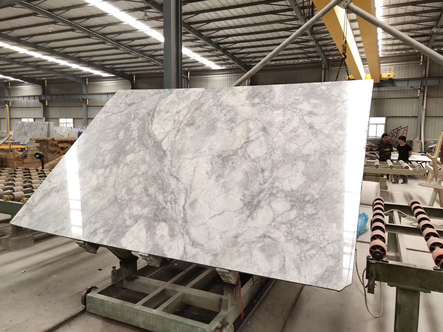 Super White Quartzite Slabs