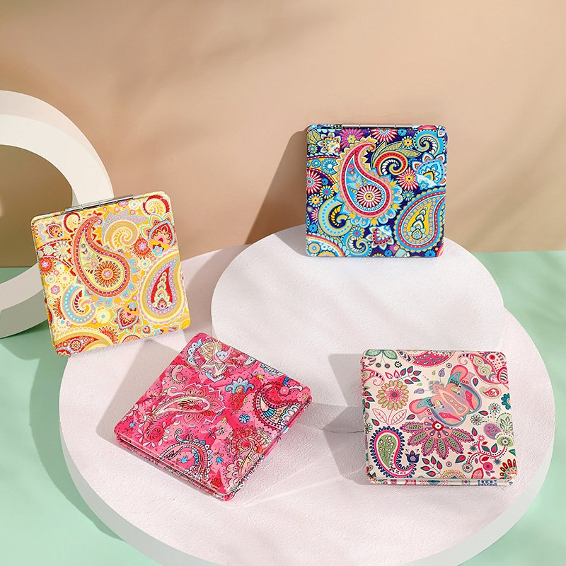 Gift Shop Hot Selling Portable High-Definition Makeup Mirror Suitable for Girls