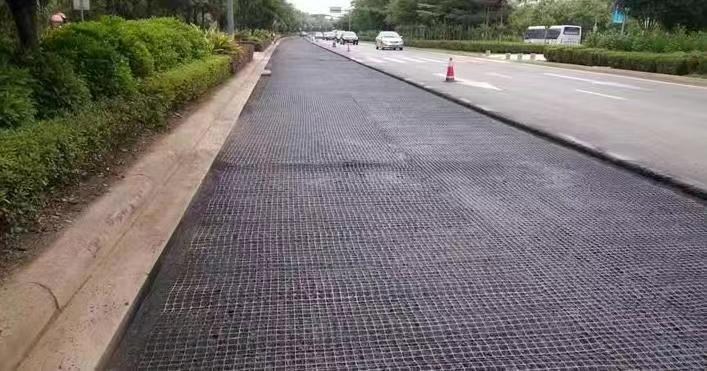 300kN/M Soil Reinforcement Biaxial Uniaxial Polyester Geogrid Pet Geogrid