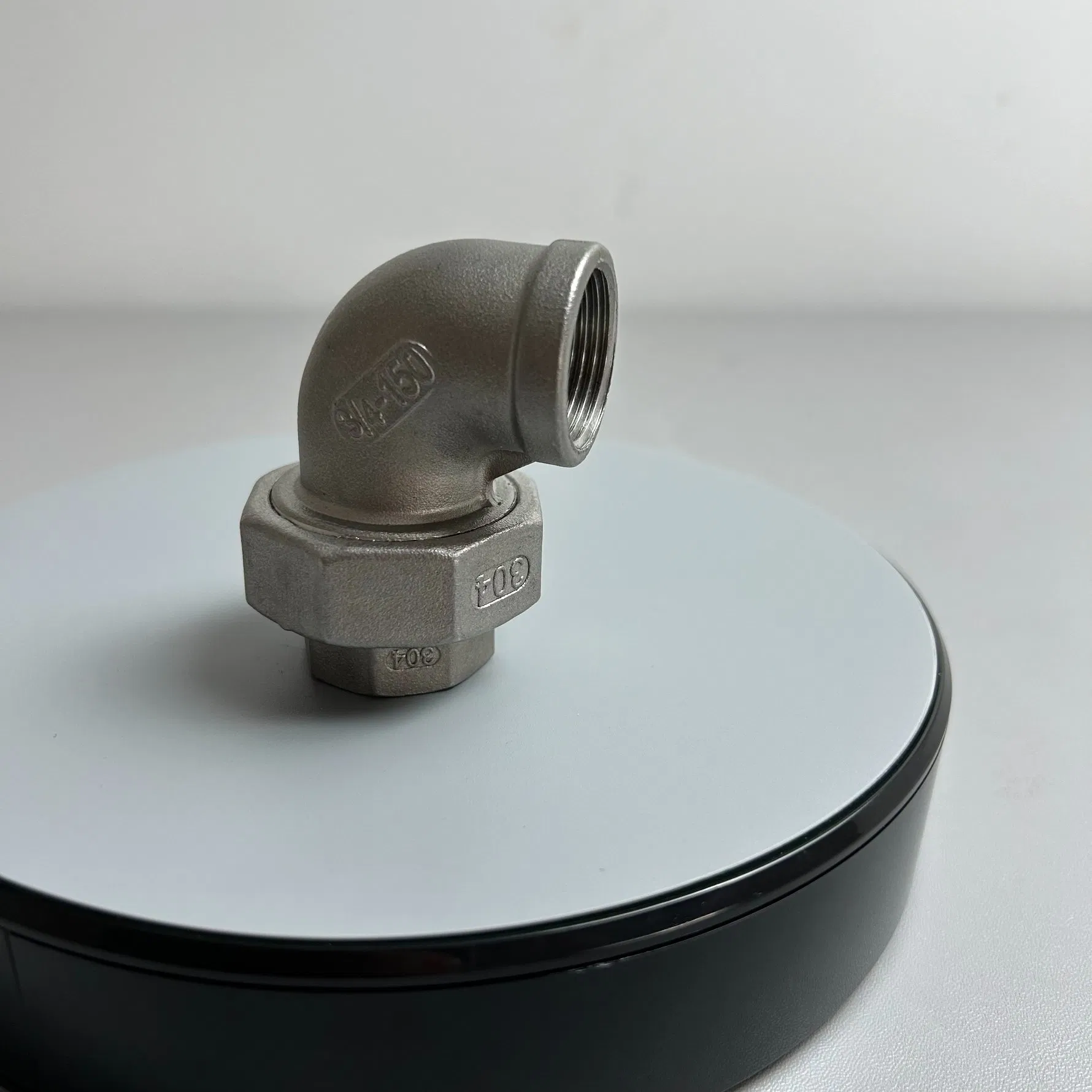 Compact/Heavy Pattern 201 304 316 Casting Threaded Elbow Union Manufacture