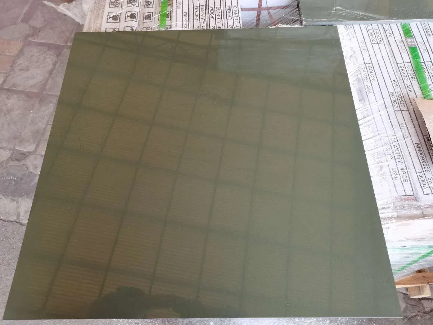 Нано-полированная керамогранитная плитка Double Loading 600x600