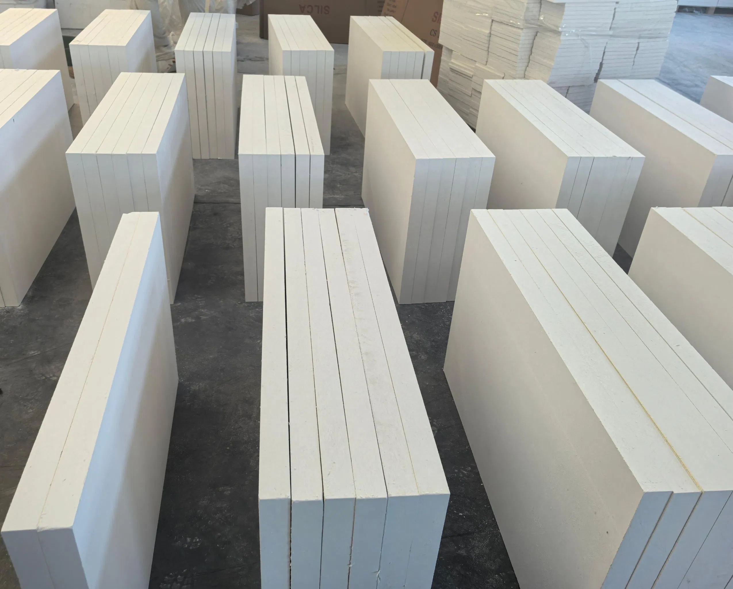 Partition Moisture Resistant Building Fiber Cement Wall Slab Thermal Insulation Acoustic Sheet Refractory Panel Fireproof Plate Calcium Silicate Ceiling Board