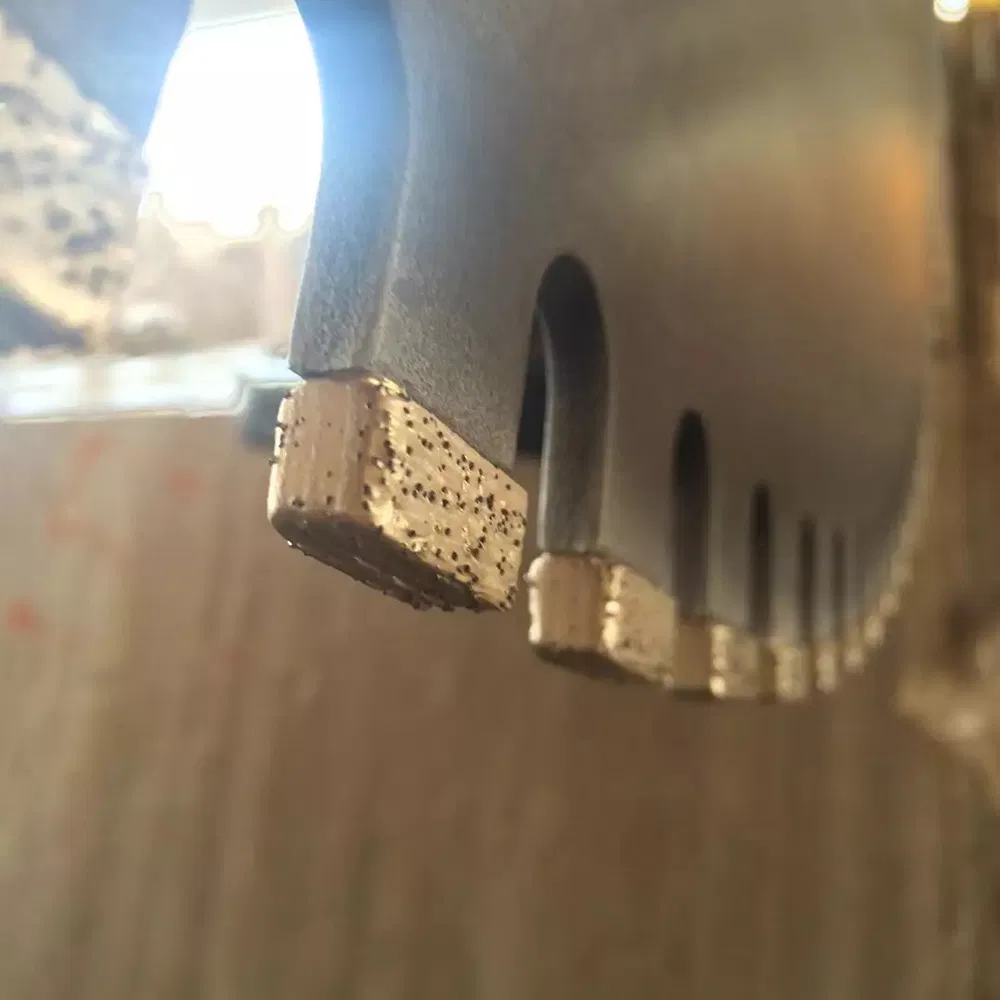 Алмазный сегмент для резки базальта