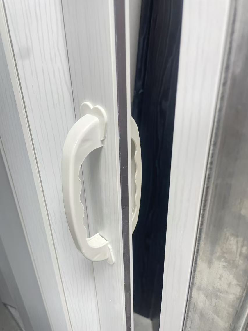 China Manufacture Excellent Interior PVC Sliding Folding Door for Kitchen /Bathroom/Commercial Market 203X86mm by 10/11/12mm Thickenss