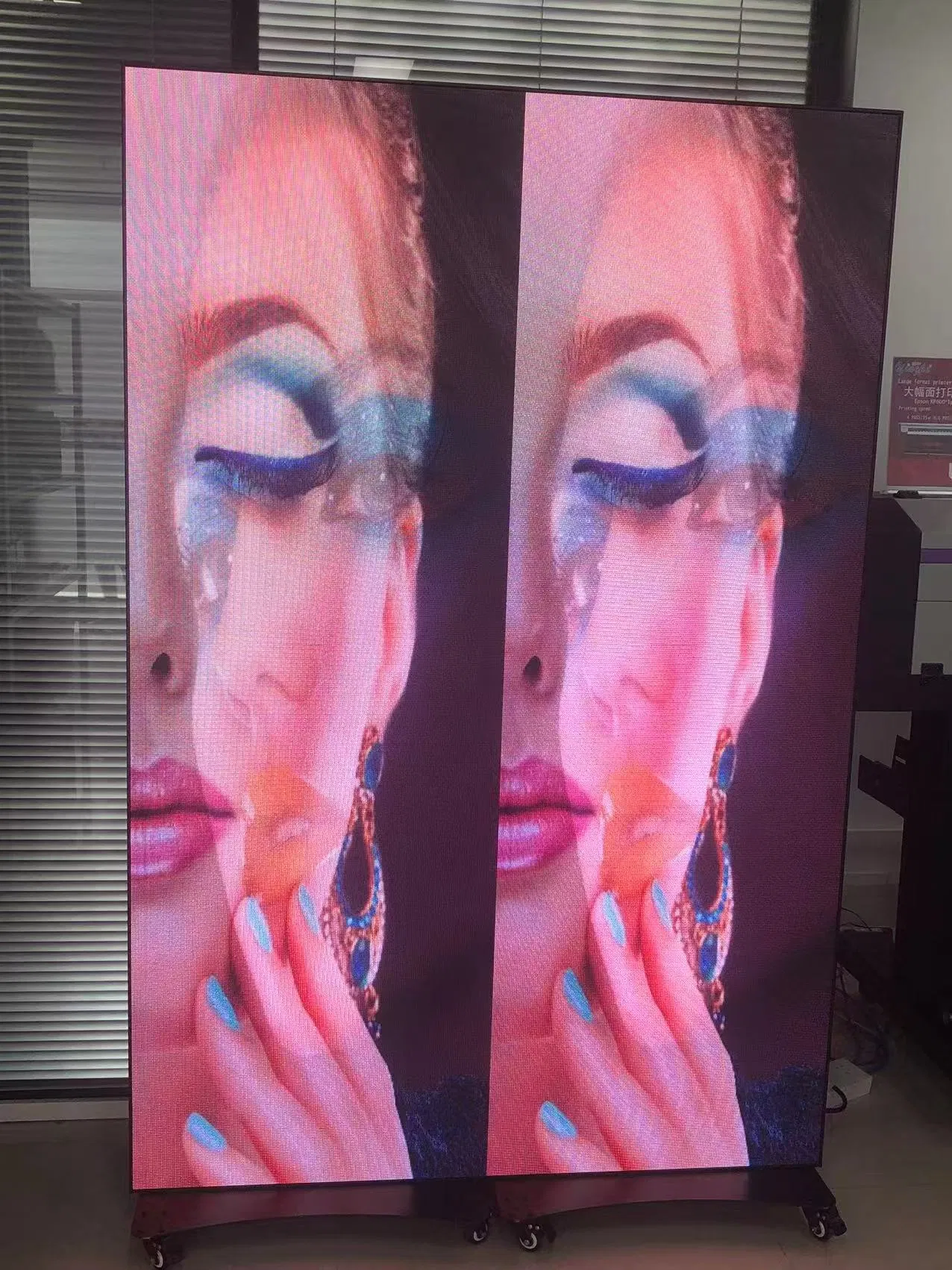 Yinghe Indoor/Outdoor Concert Shows Weddings LED Video Wall Display Screen