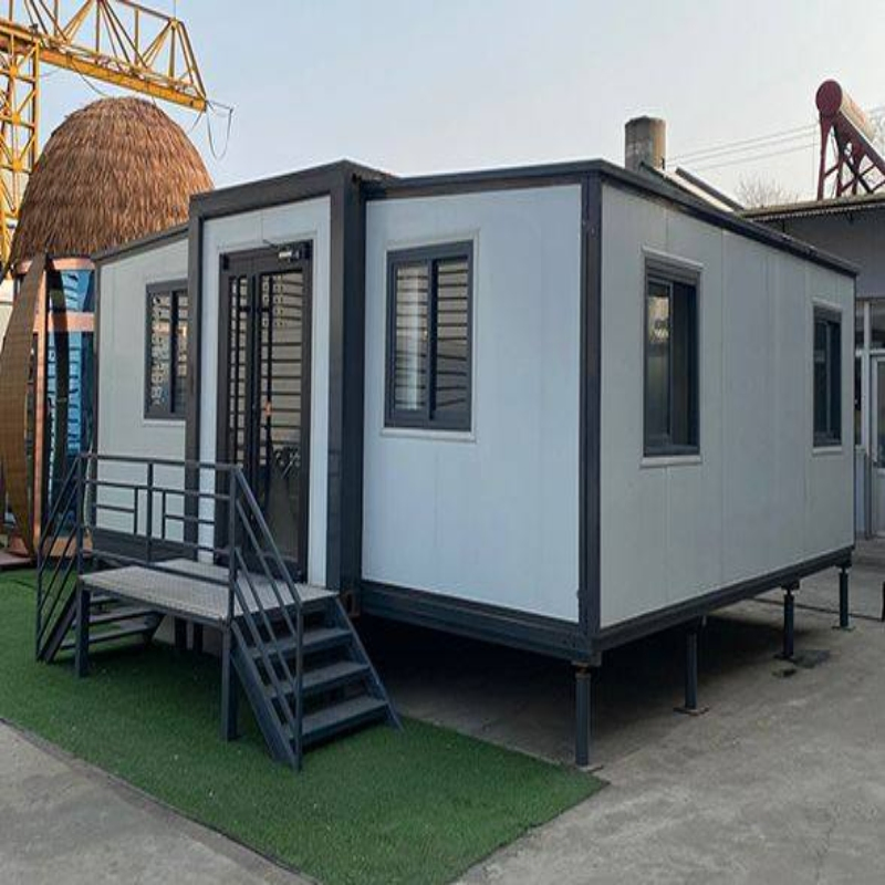 Expandable 4 Bedroom Container House Prefabricated Container House Modular Homes CE Certified Canada Thermal Insulation Waterproof Looking for Distributors