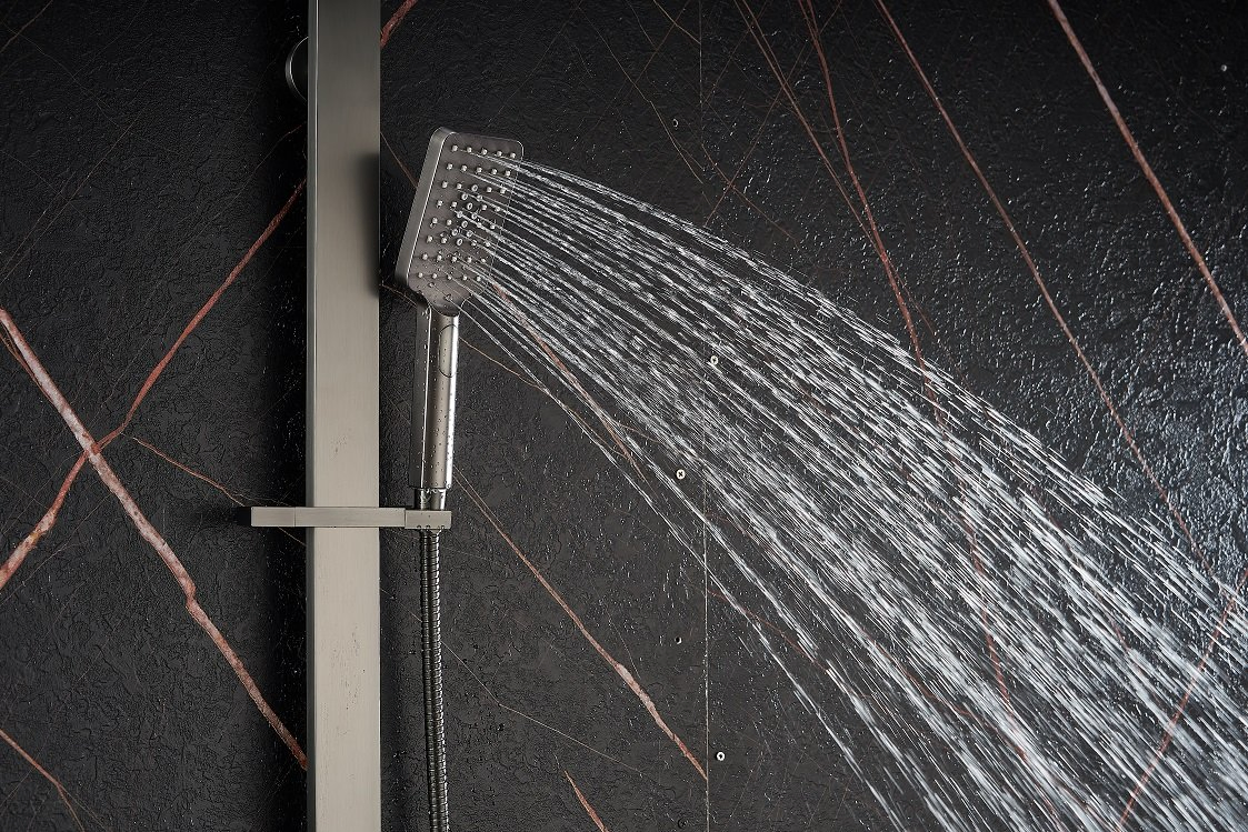 Watermark Approval Luxury Bathroom Sanitary Ware Accessory Brush Gunmetal Shower Set