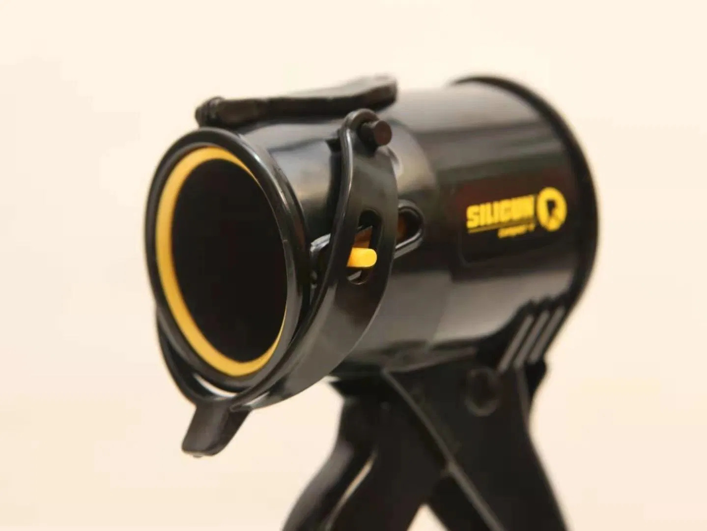 High Quality Compact 4'' Caulking Gun with Ladder Price