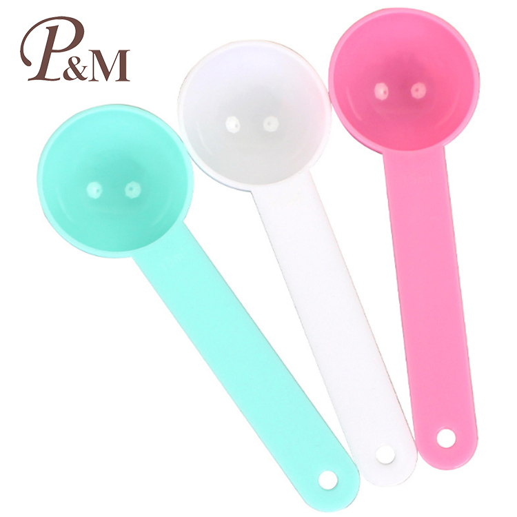 P&M Plastic Spoon 60ml Plastic Scoop with Measuring Lines PP Material