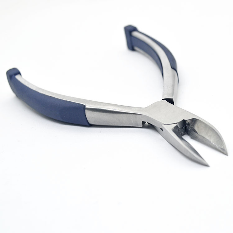 Nice Handle Stainless Steel Nail Clipper Cuticle Nipper Tweezers