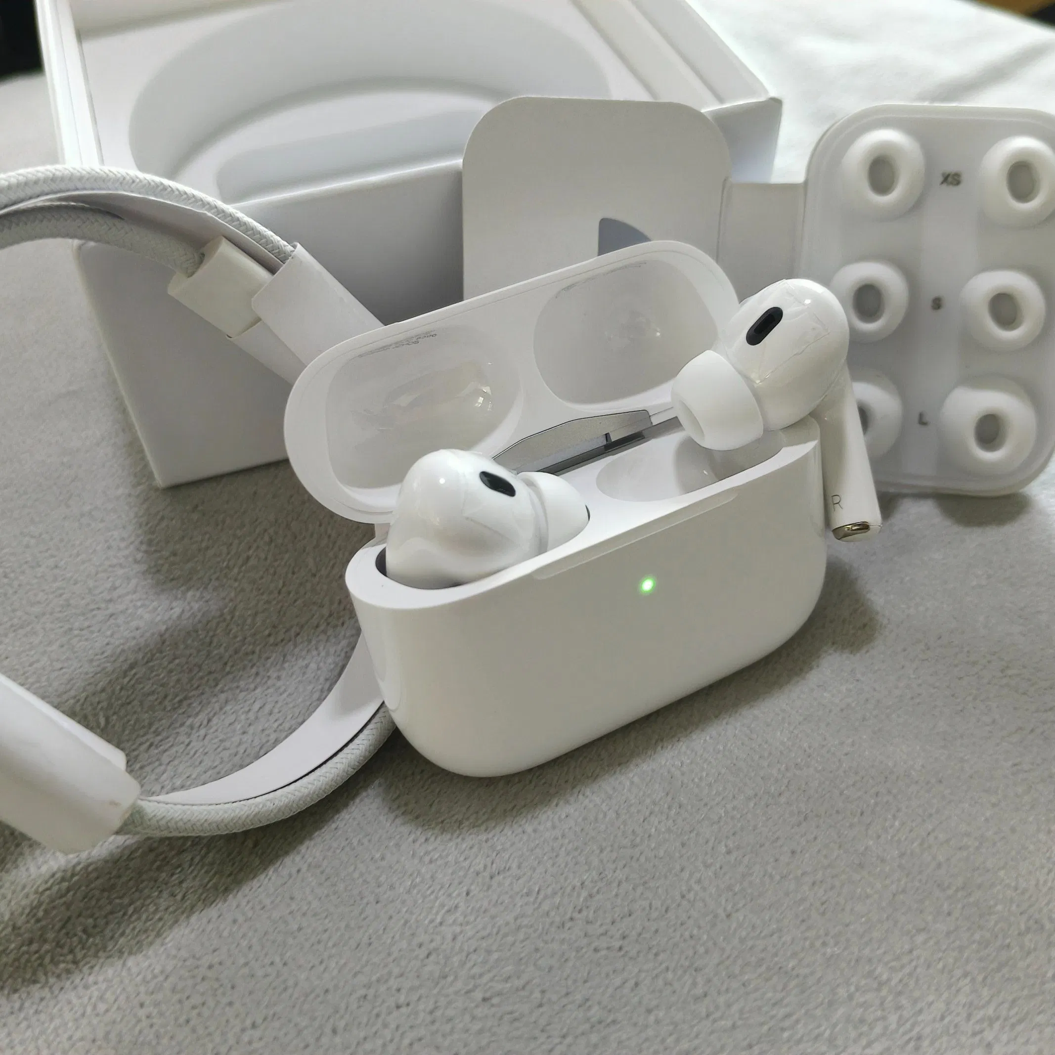 Quick Grab! New 1: 1 Air PRO 2 Earbuds - High Quality Noise Reduction, Super Cost-Effective