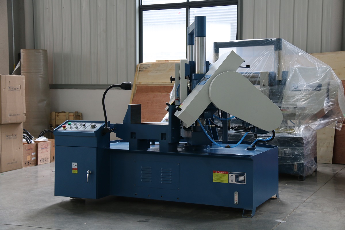 Станок ленточнопильный по металлу GHZ4250/GHZ4260