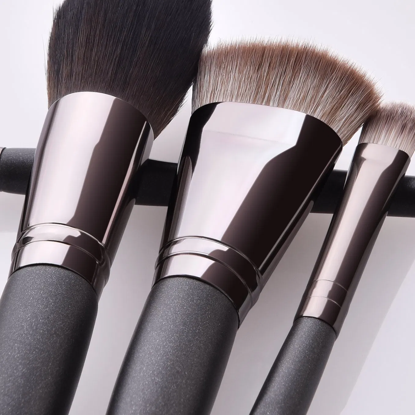 Personalized Makeup Brush Set 18PCS Black Wooden Handle Eyeshadow Brush Maquiagem Make up Brush Set