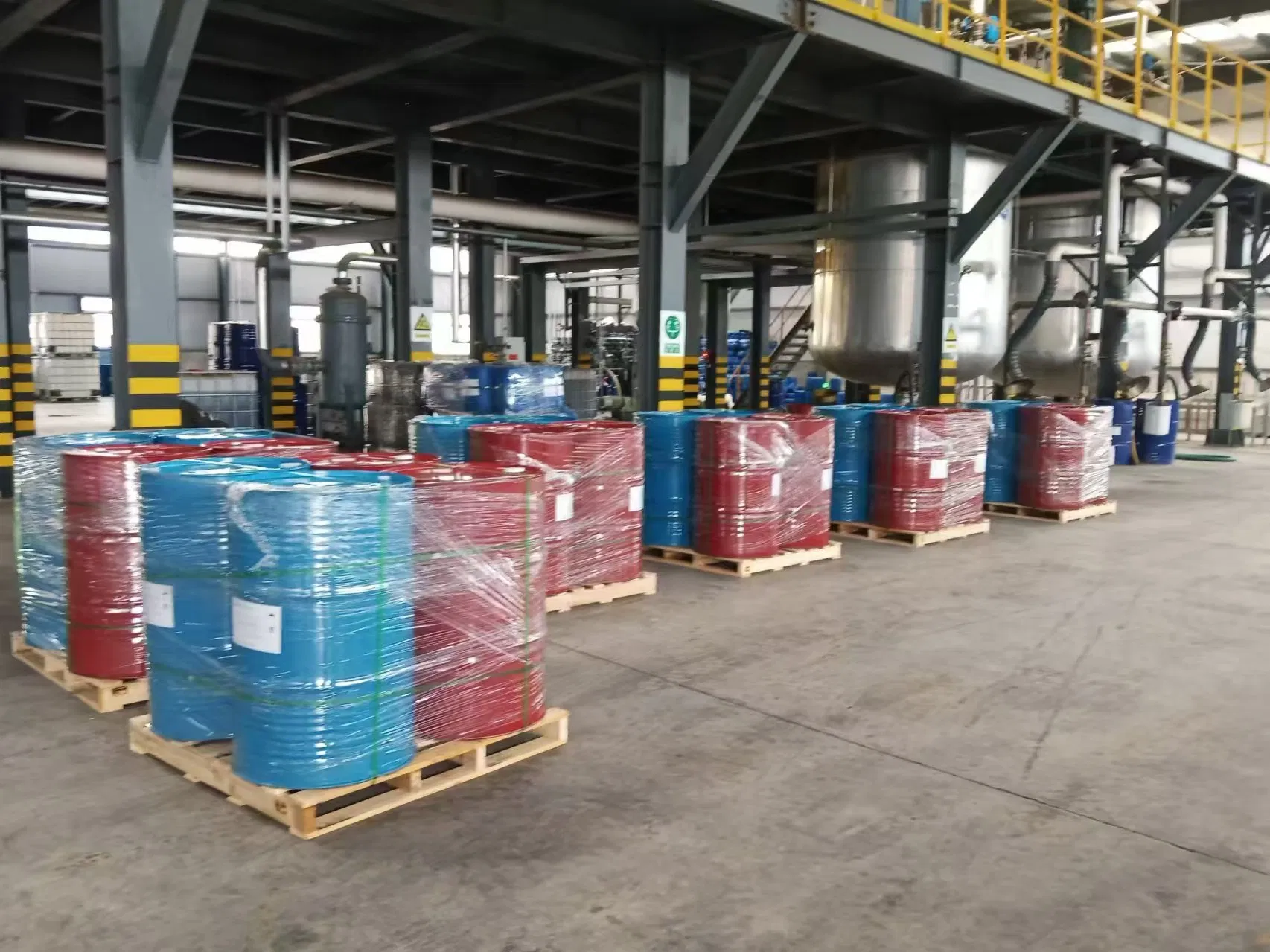 141b/245fa Blowing Agent Polyurethane Spray Closed Cell PU Foam for Roof Insulation