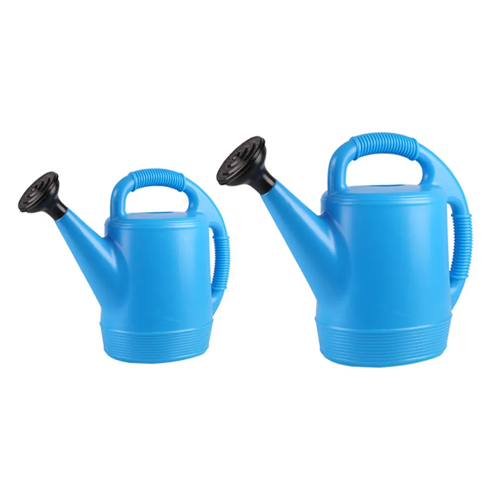 8L Plastic Garden Household Water Pot Watering Can