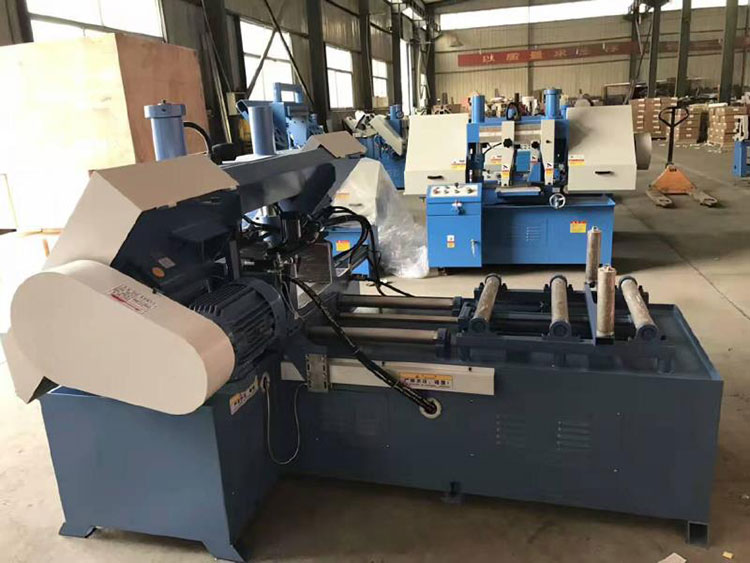 Ленточная пила по металлу горизонтальная