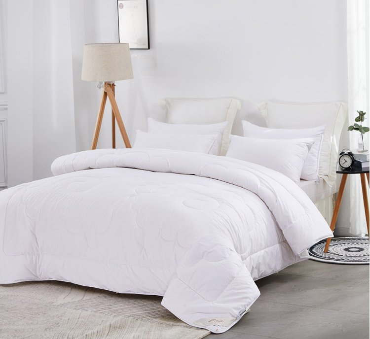 Soft and Warm Wool Duvet Quilt Comforter
