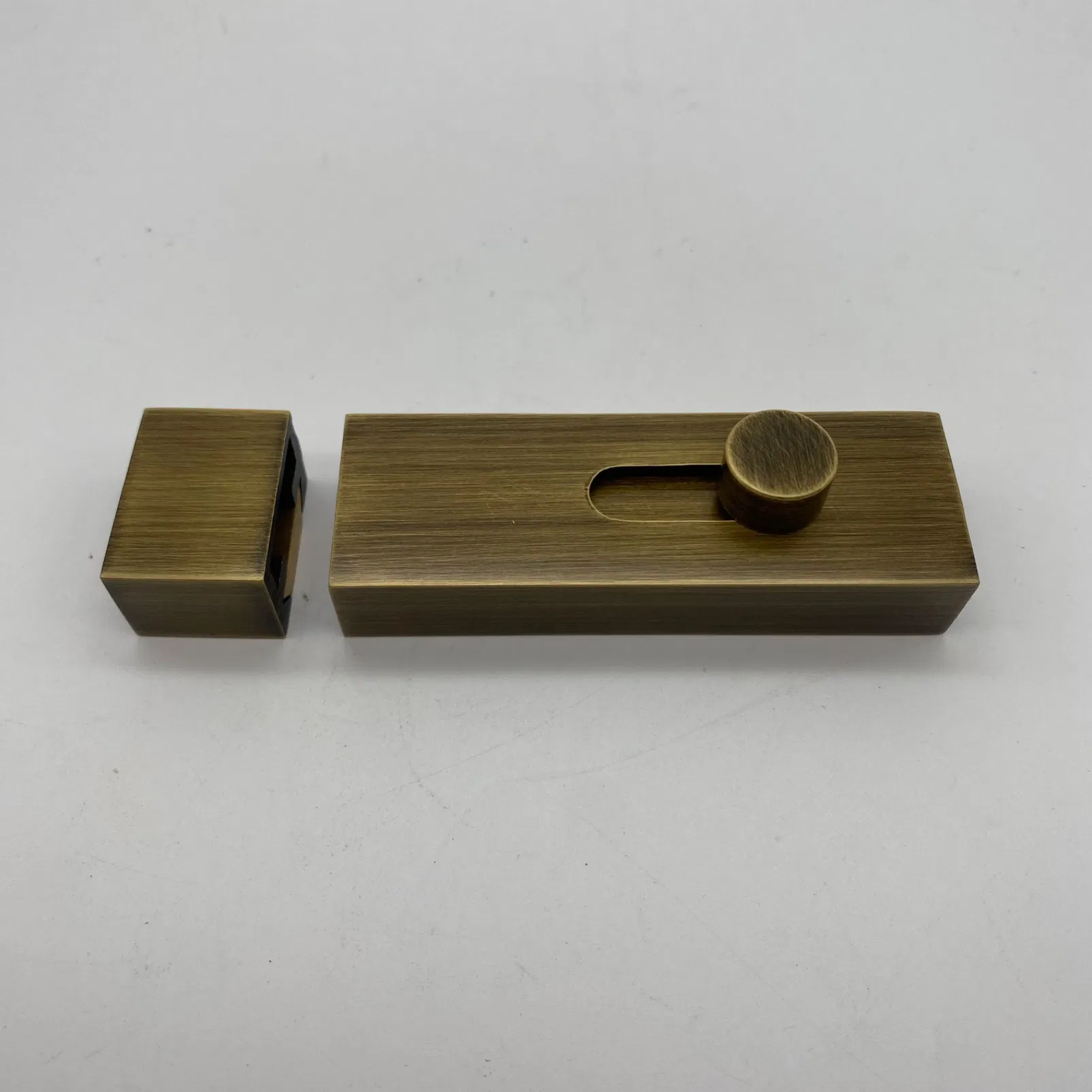 Antique Brass Square Section Barrel Bolt Door Bolt