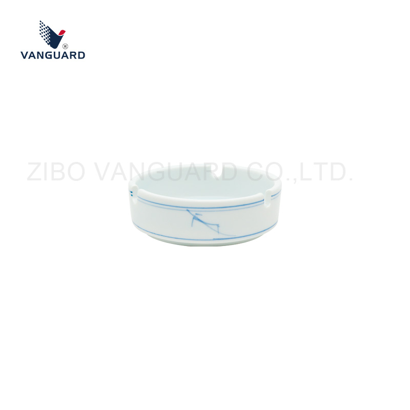 Wholesale Simple Round Outdoor Indoor Custom Ceramic Smoking Ashtray with Logo
