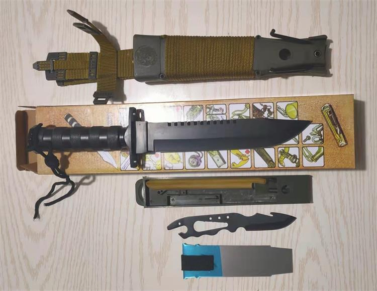 Jungle King Hunting Knife with Compass 95023