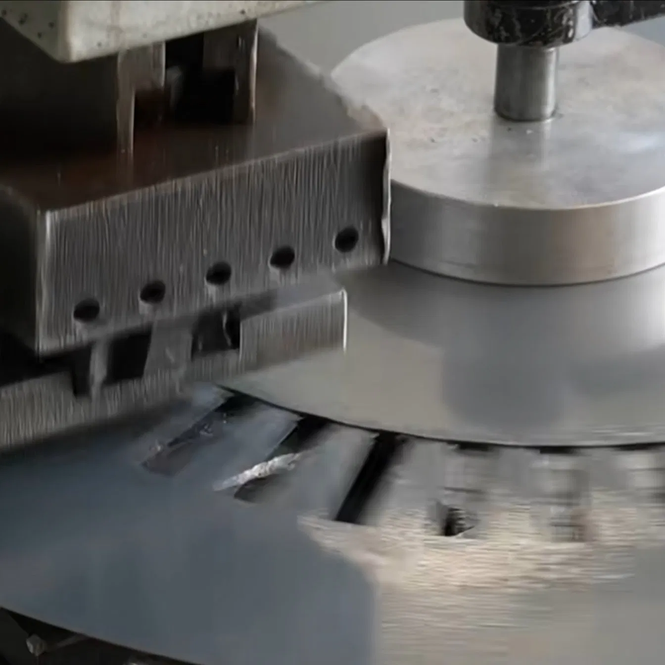 PCD Circular Saw Blade Diamond Tools for Aluminium Compound Profile Cutting Thermal Break Aluminium Profile, Aluwood and Aluplastic Window Door Profiles