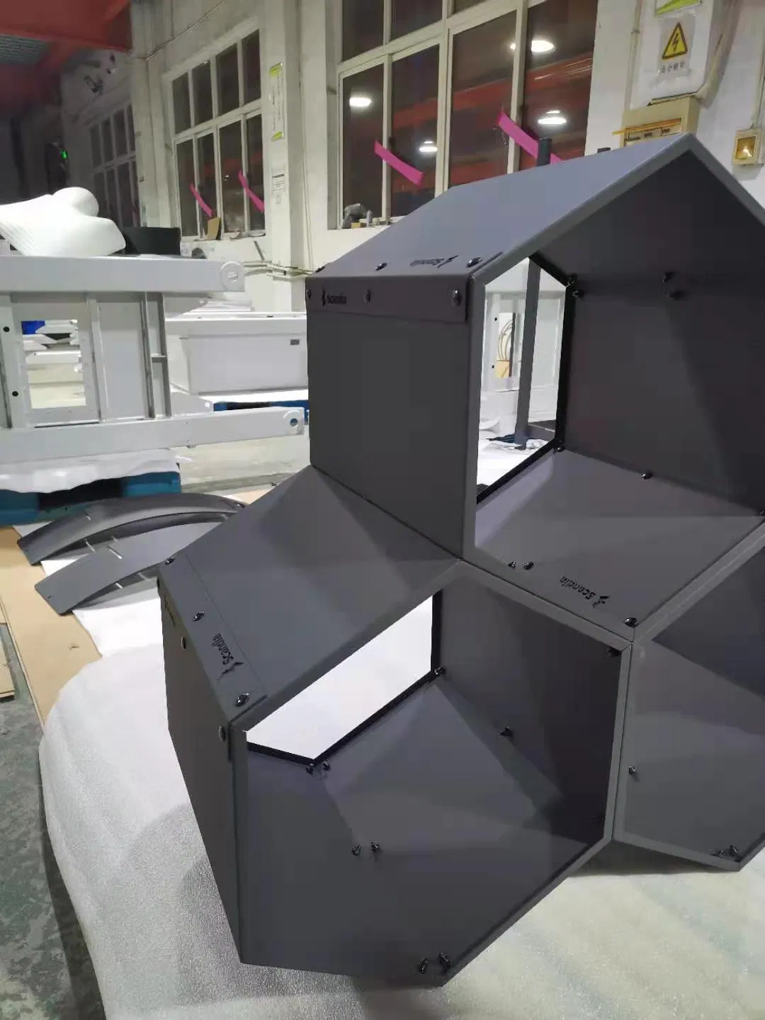 Manufacturer Foldable Place Saving Indoor Outdoor Log Holder Firewood Rack