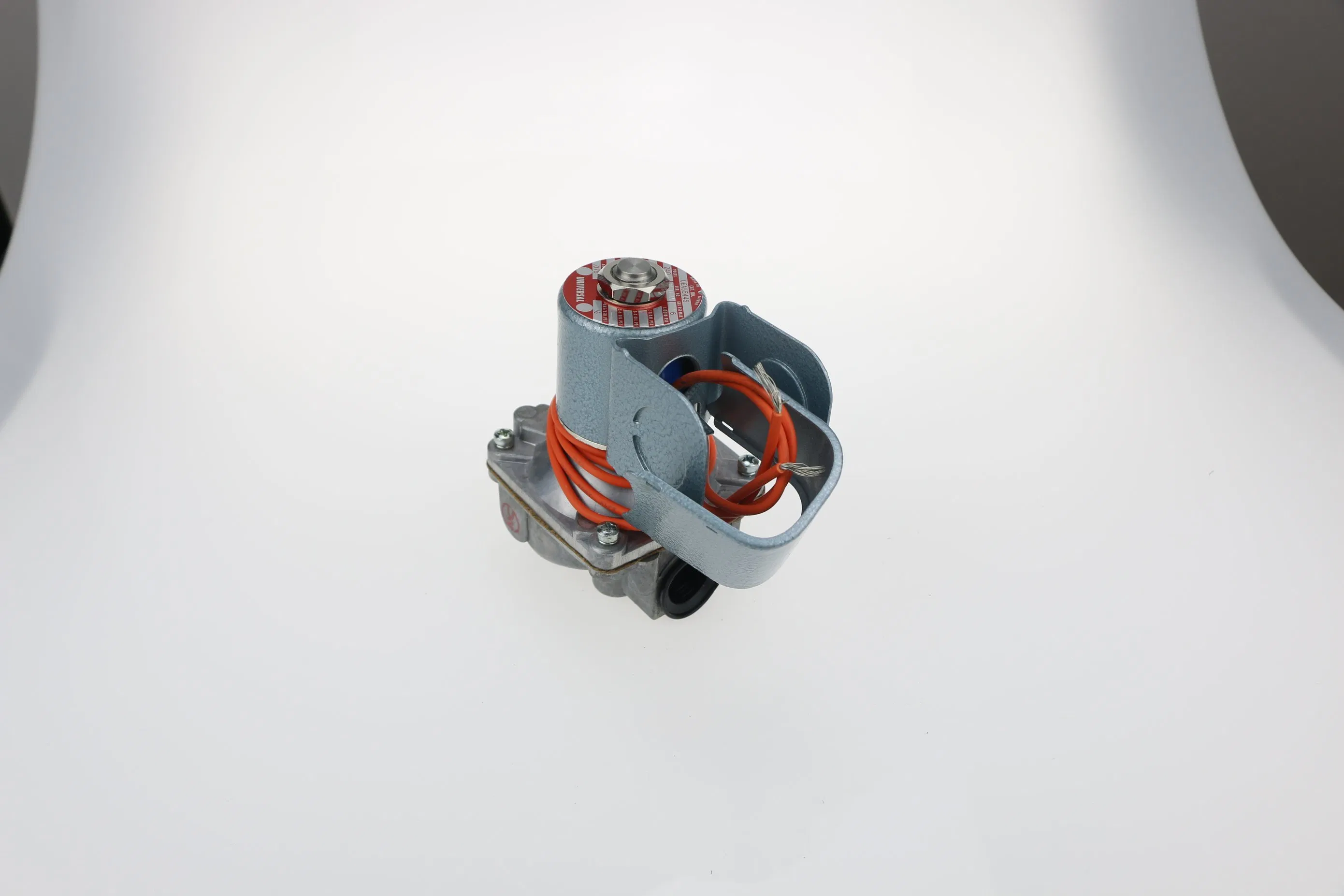 China Factory Directly Supplies Taiwan Universal Gas Solenoid Valve Uea-5574s Shut-off Valve Burner Accessories