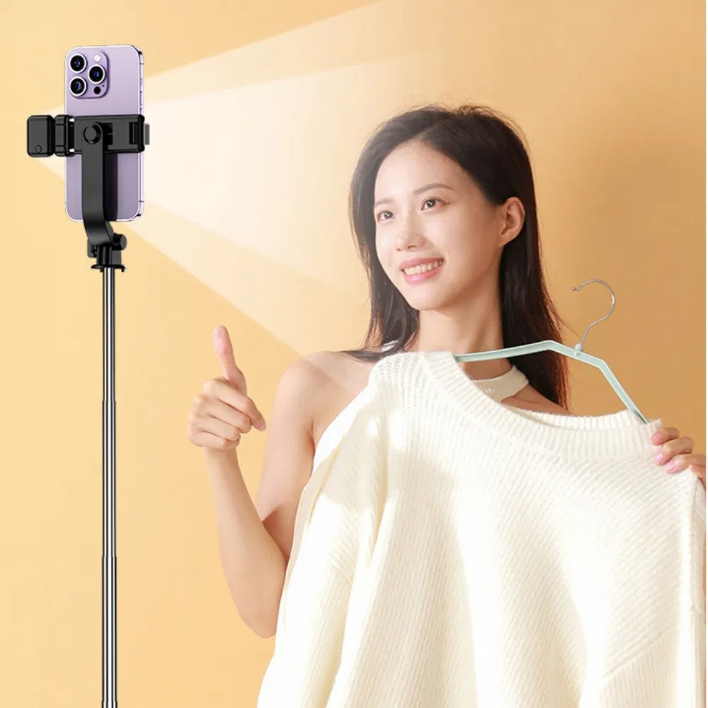 Hot Selling Mini Rotating Stand Bluetooth Smart Camera Mobile Phone Selfie Stick