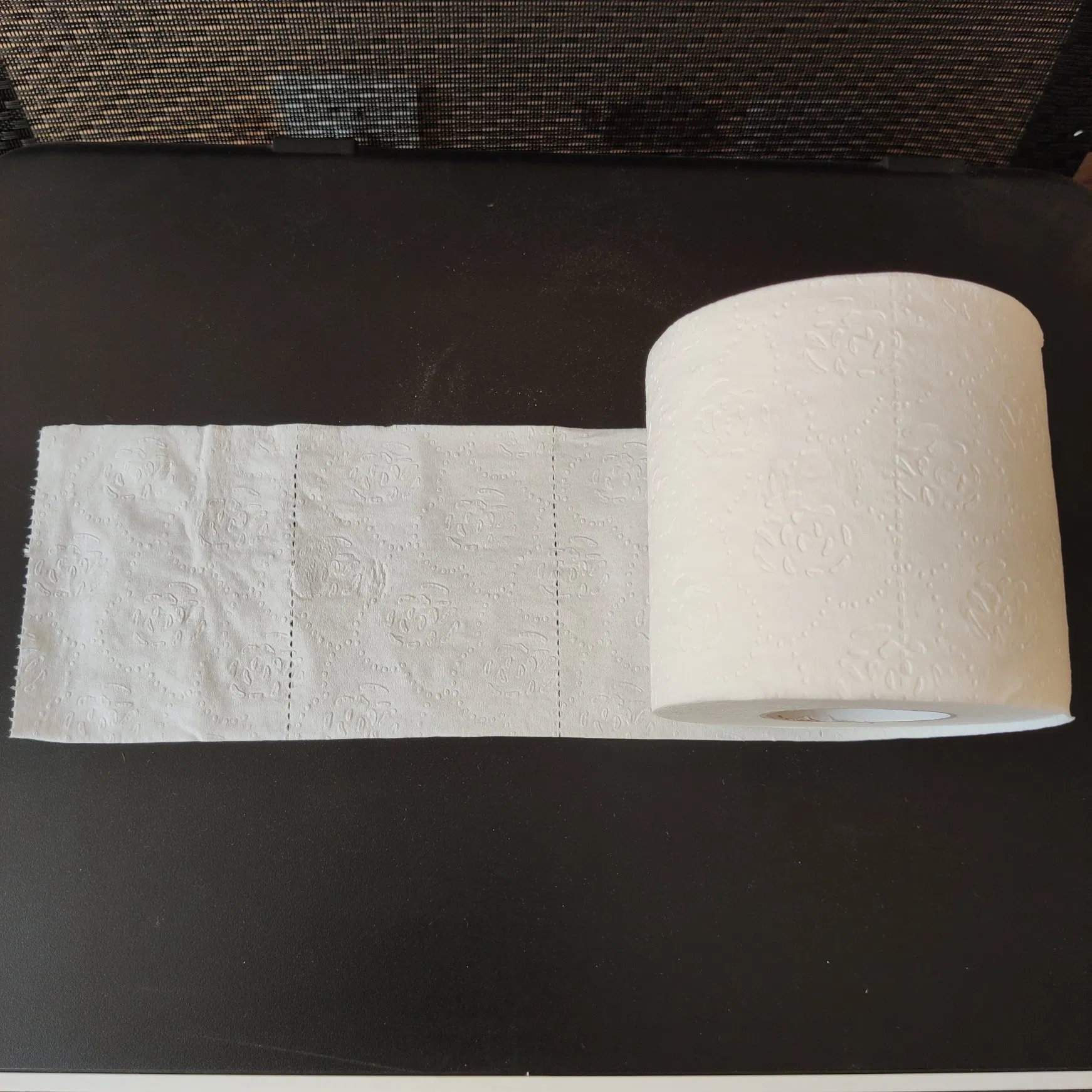 OEM/ODM 1ply /2ply /3ply Virgin Pulp Jumbo Roll Hygiene Sanitary Tissue Toilet Paper for Bathroom/Hotel/Home