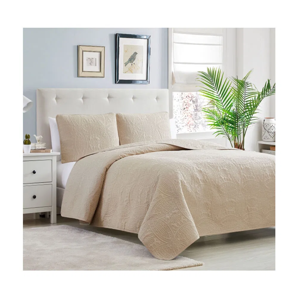 Hot Sale Luxury and Comfortable Indoor Bedding Smooth Feel Ultrasonic, Emboss Soft Quilt, Coverlet, Bedspread Beige Color