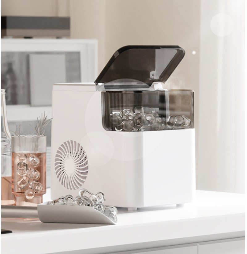 Compact and Fast Bullet Ice Maker for Home Use