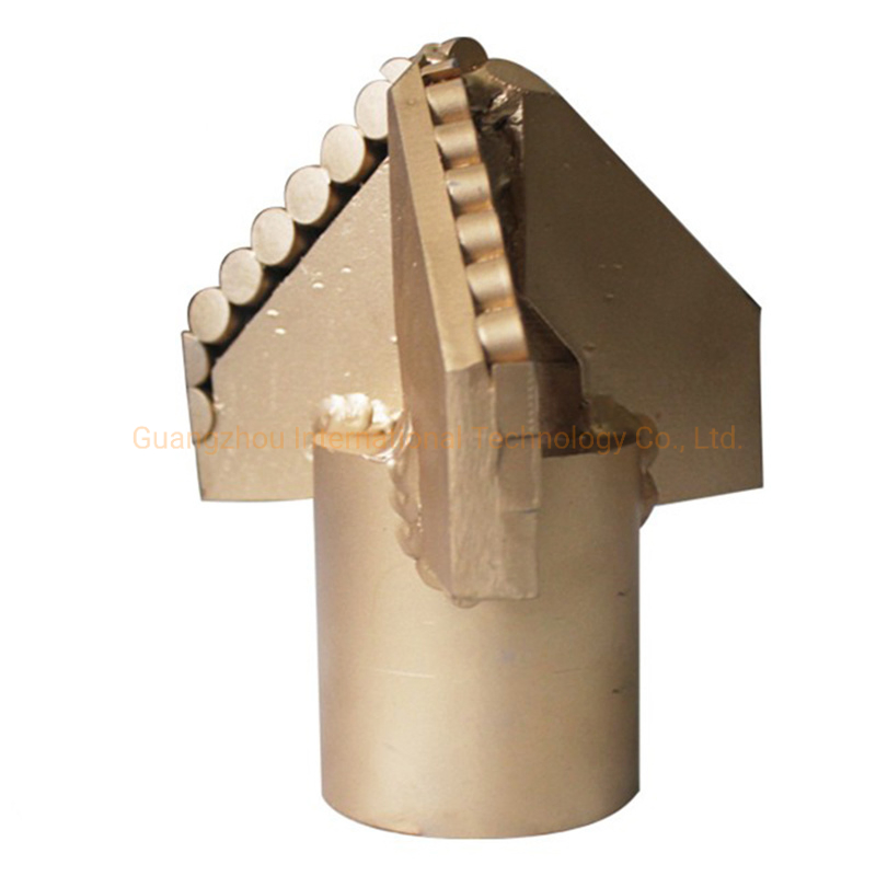 PDC долото для бурения скважин, 3 лопасти, алмазное