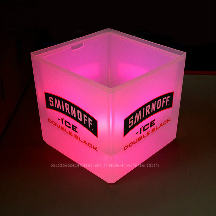 Wholesale 3.5L Plastic LED Ice Bucket with Customized Logo