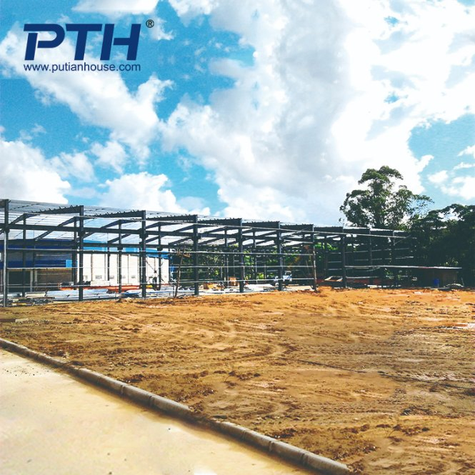 H-Beam Steel Structure Factory with EPS Sandwich Panel Easy Assembled Prefab House