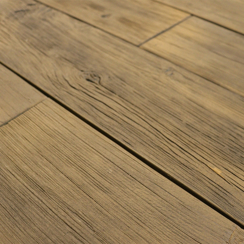 Antique Style Reclaimed Solid Wood Floor for Rustic Restaurant and Cafe Decor