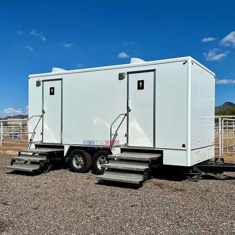 Mobile 4 Stall Bathroom Outdoor Restroom Used Portable Toilet Trailers for Sale