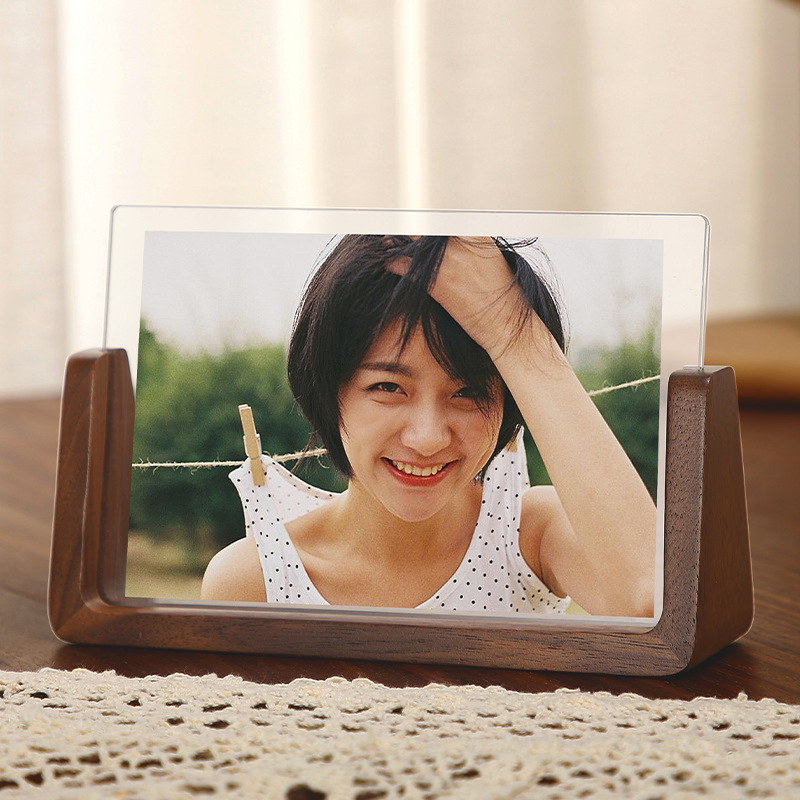 Hot Selling Acrylic Photo Frame Walnut Wood Custom Size Magnet Acrylic Jersey Frame